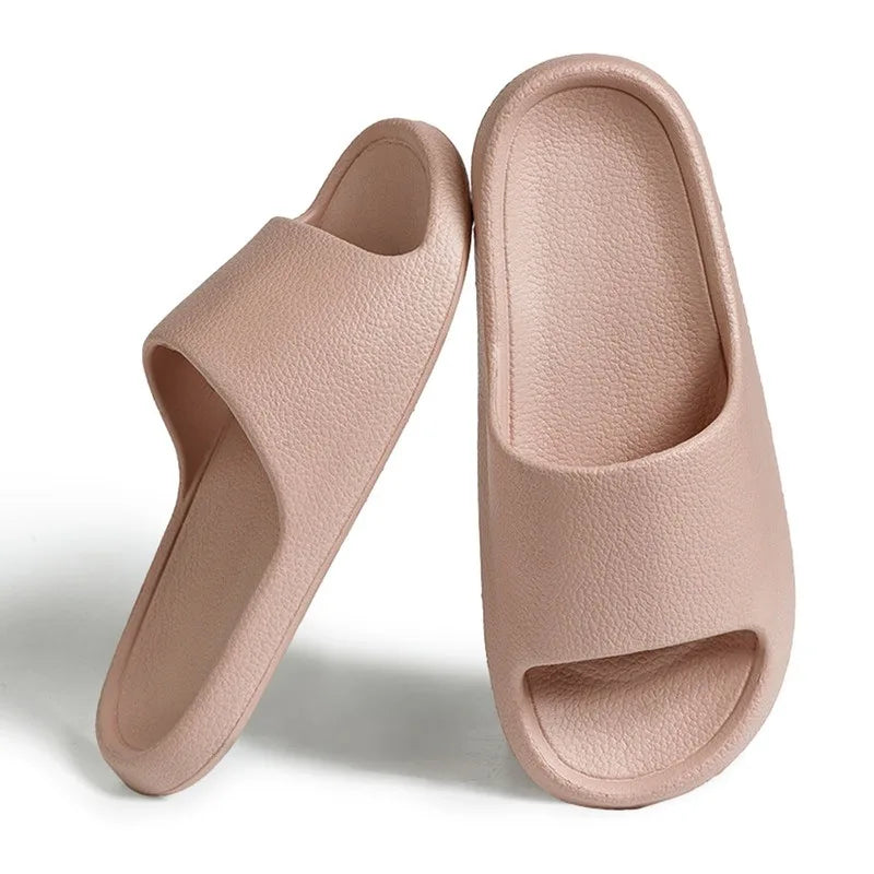 2025 Women Soft Sole Cloud Slippers Thick Platform Indoor Outdoor Beach Sandals Summer EVA Non Slip Flip Flops Men slippers