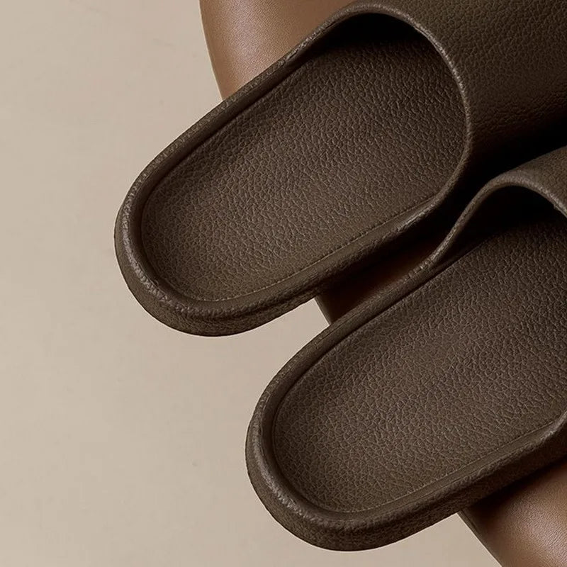 2025 Women Soft Sole Cloud Slippers Thick Platform Indoor Outdoor Beach Sandals Summer EVA Non Slip Flip Flops Men slippers