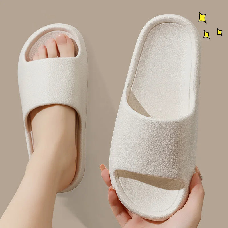 2025 Women Soft Sole Cloud Slippers Thick Platform Indoor Outdoor Beach Sandals Summer EVA Non Slip Flip Flops Men slippers